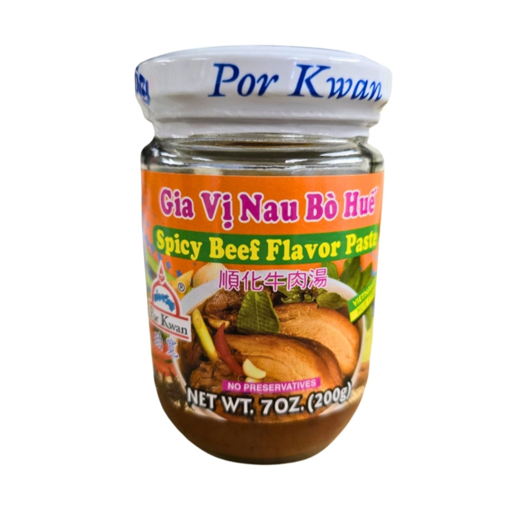 Cooking Bun Bo Hue using Por Kwan Bo Hue Vietnamese Spicy Beef Flavor Paste