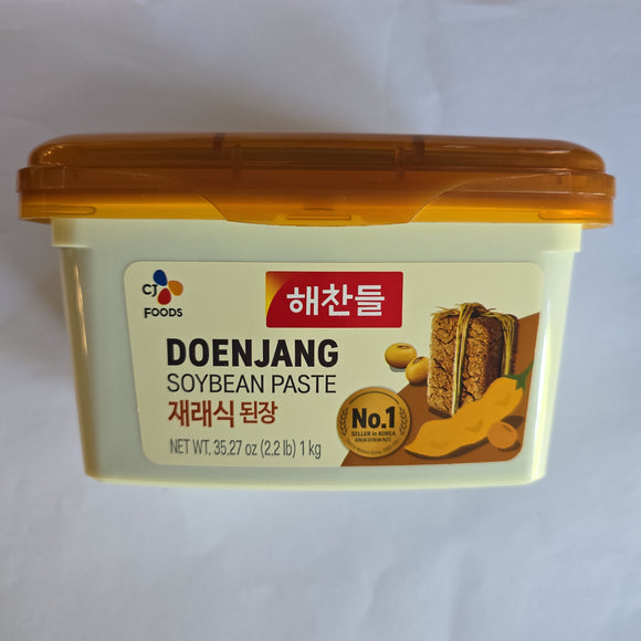 CJ Doenjang Soybean Paste 2.2 lbs (1 kg)